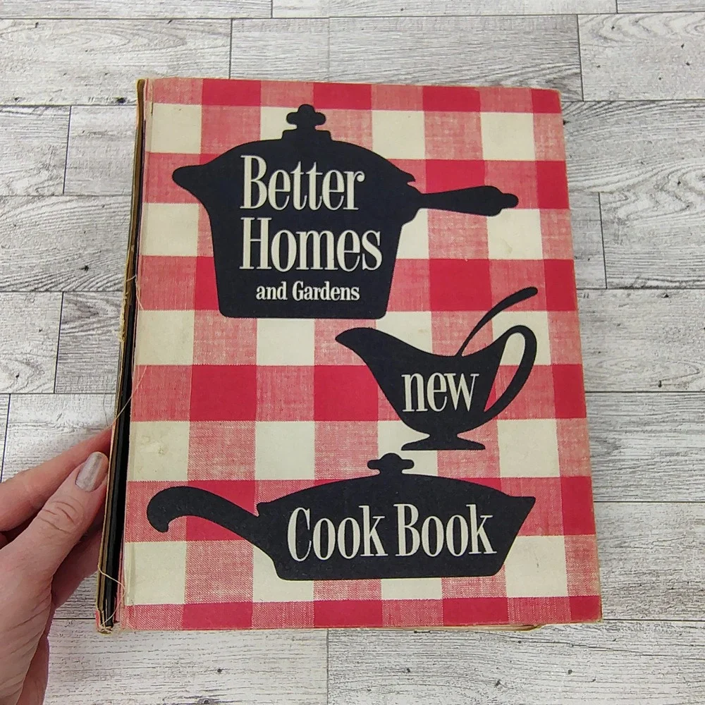 Vtg 1953 Better Homes And Gardens New Cookbook 1st Edition 7th Printing + Extras